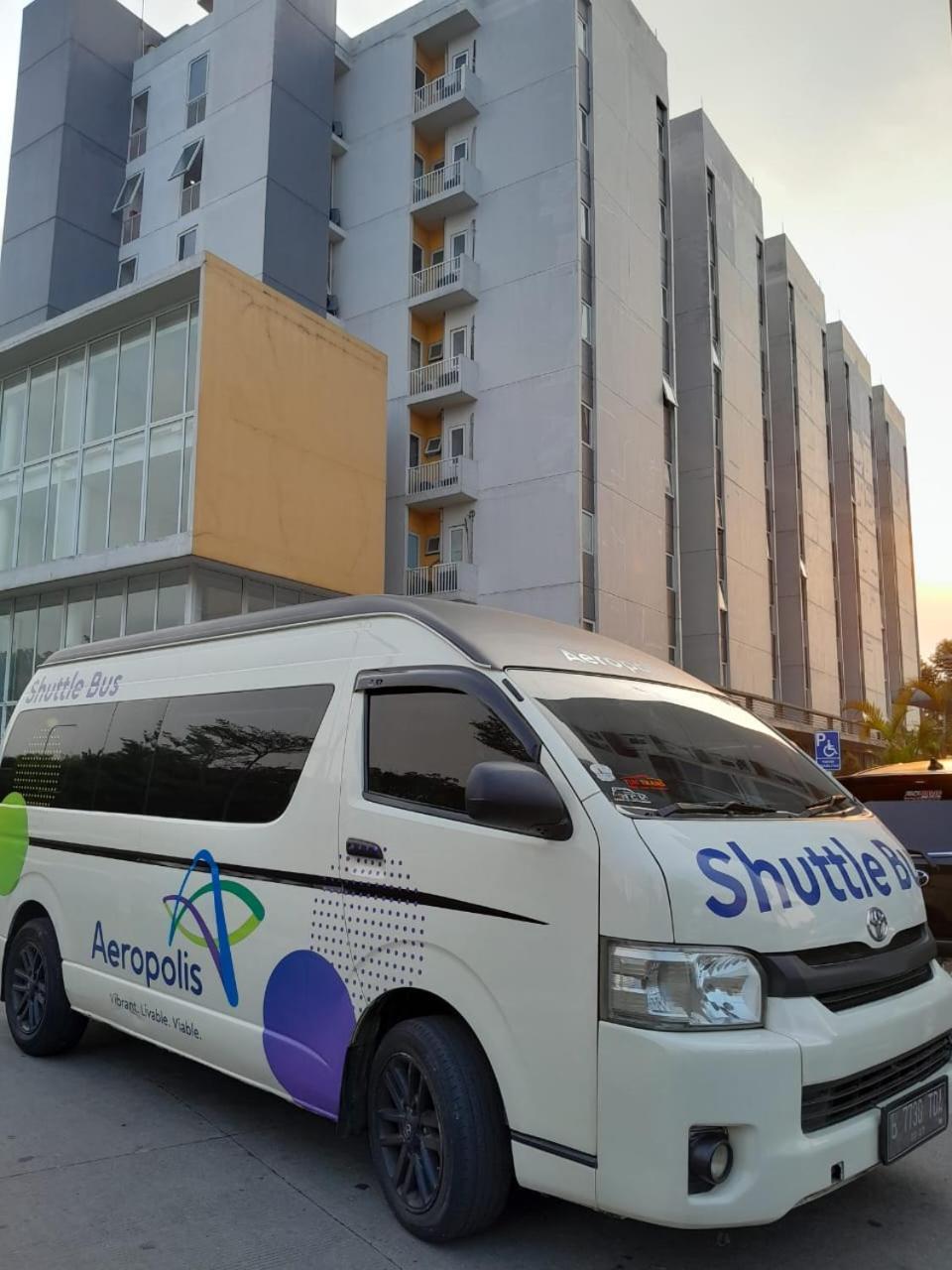 Nature Inn Aeropolis Ar3 Tangerang Exterior photo